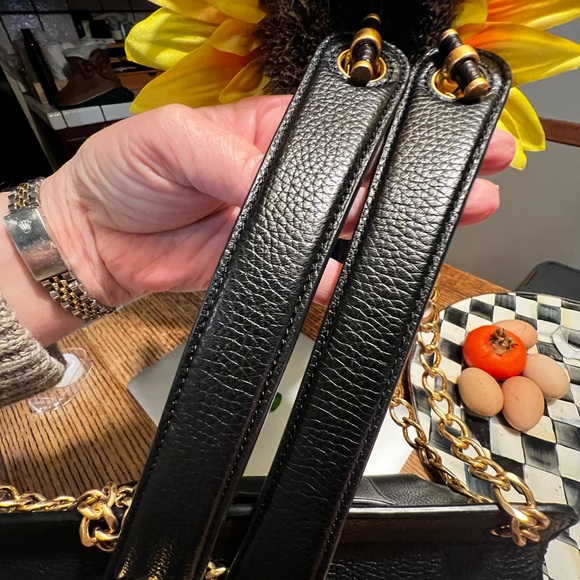 ๐นTory Burch Burch Britten Flap Leather Shoulder Bag ๐นNWT - Picture 9 of 11